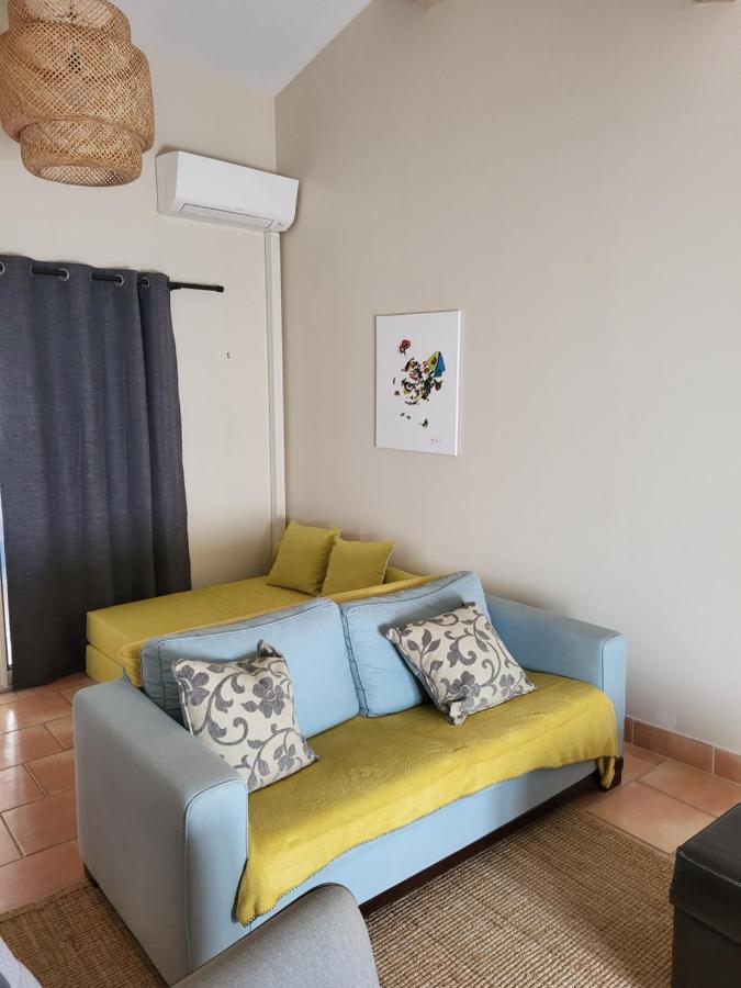 شقة La Chouette De Camargue إج مورت المظهر الخارجي الصورة